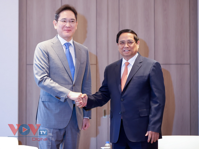 Thủ tướng Phạm Minh Chính tiếp Chủ tịch Samsung, hướng tới đột phá trong các lĩnh vực hợp tác mới- Ảnh 1.