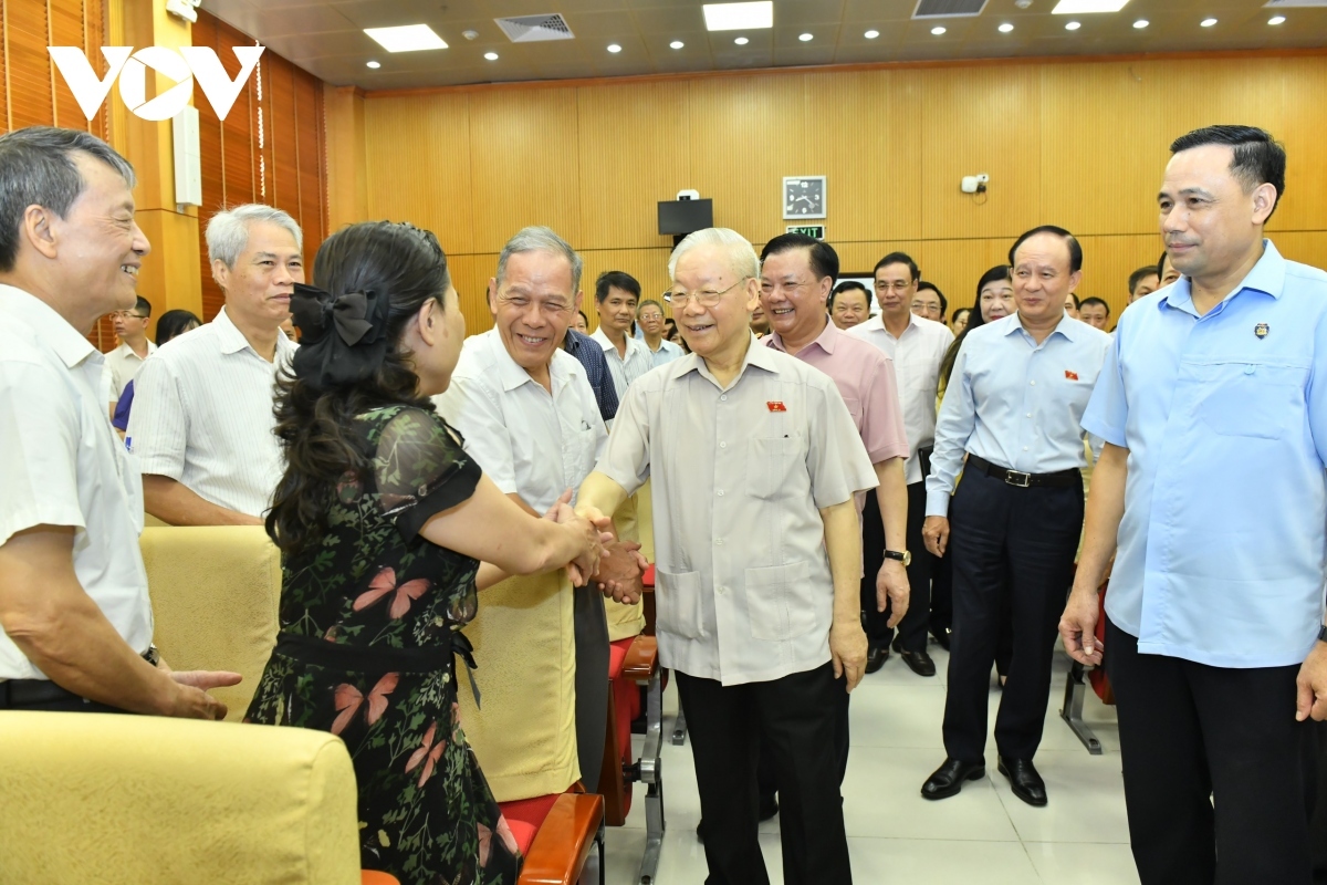 Xúc động hình ảnh Tổng Bí thư Nguyễn Phú Trọng với đồng bào, chiến sĩ cả nước- Ảnh 4.