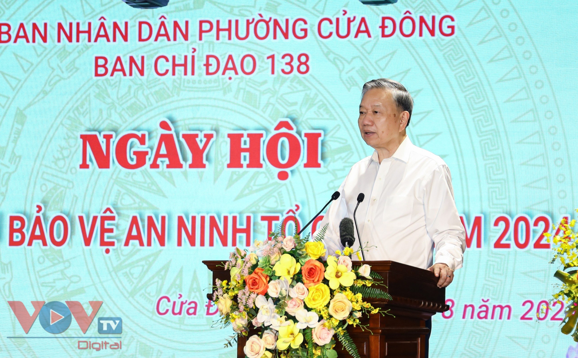 Chủ tịch nước Tô Lâm dự Ngày hội toàn dân bảo vệ an ninh Tổ quốc tại phường Cửa Đông- Ảnh 2.