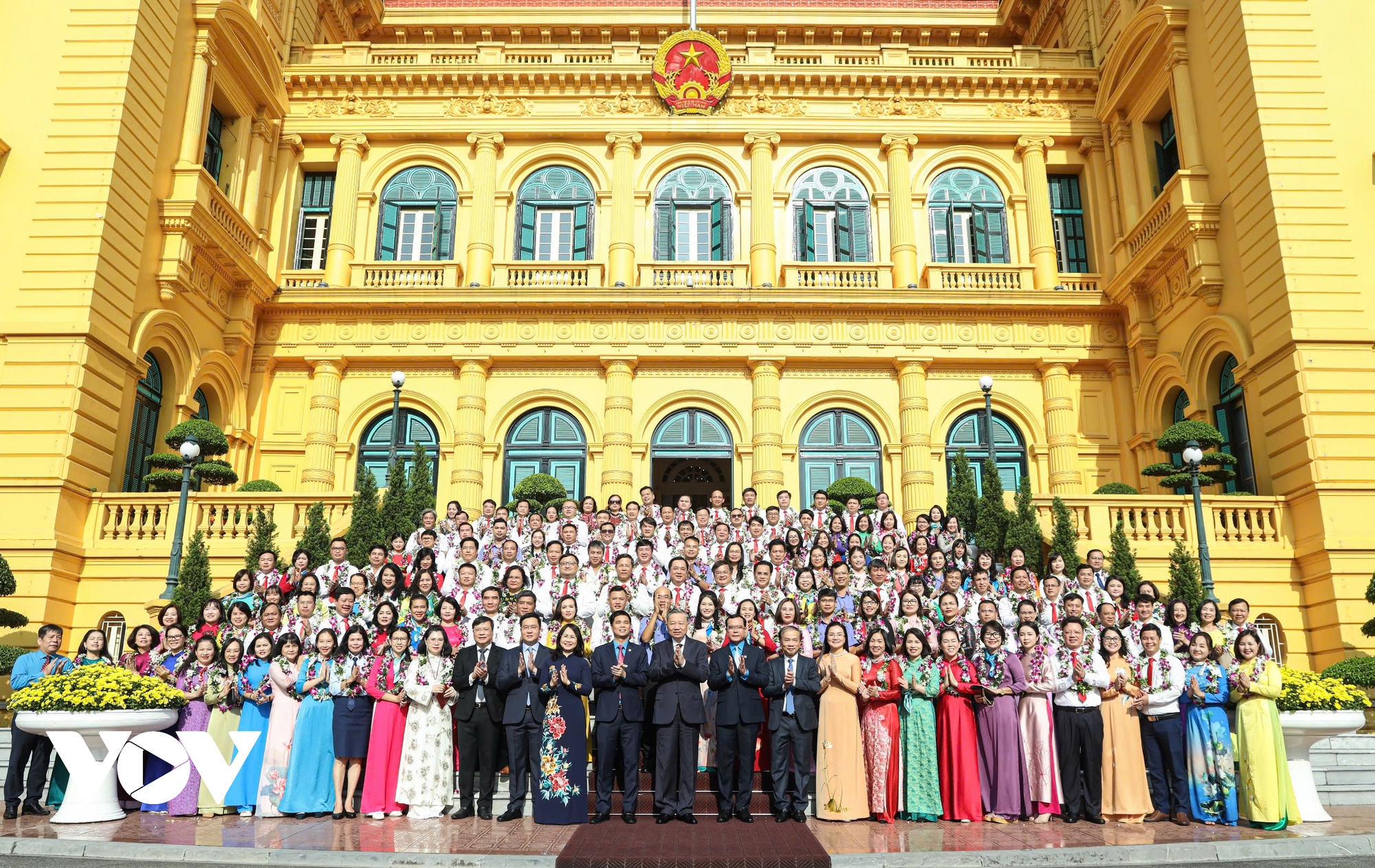 Tổng Bí thư, Chủ tịch nước Tô Lâm gặp mặt đoàn đại biểu “Tham mưu giỏi, phục vụ tốt”- Ảnh 5.