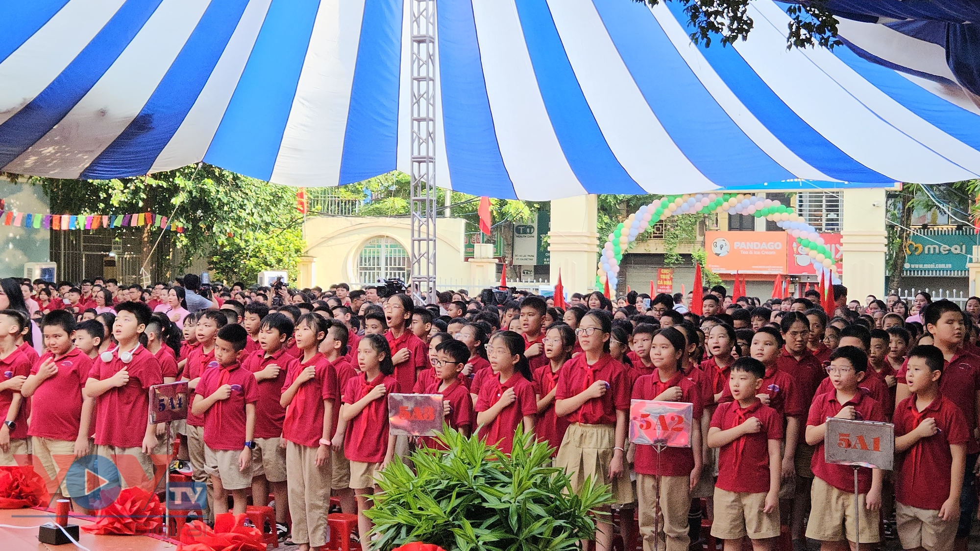 Thủ tướng Phạm Minh Chính đón năm học mới cùng thầy trò trường Nguyễn Đình Chiểu- Ảnh 5.