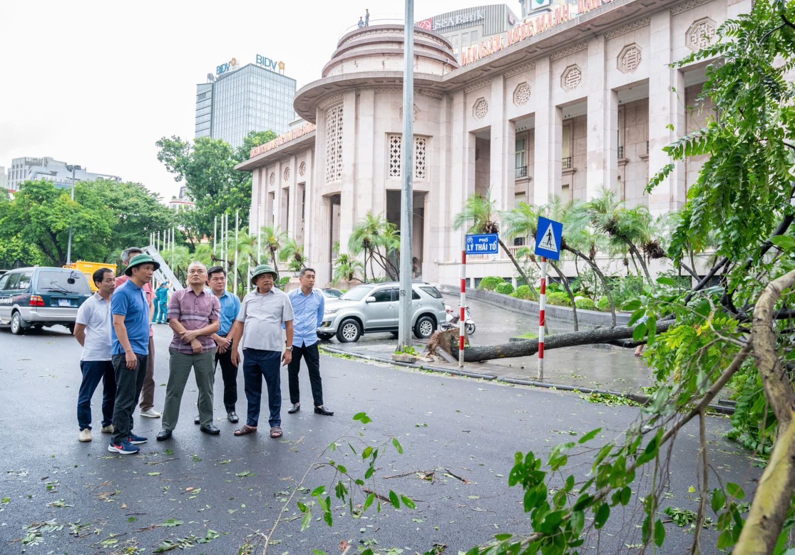 Chủ tịch TP Hà Nội: Phải khôi phục lại hệ thống giao thông trong ngày 8/9- Ảnh 1.