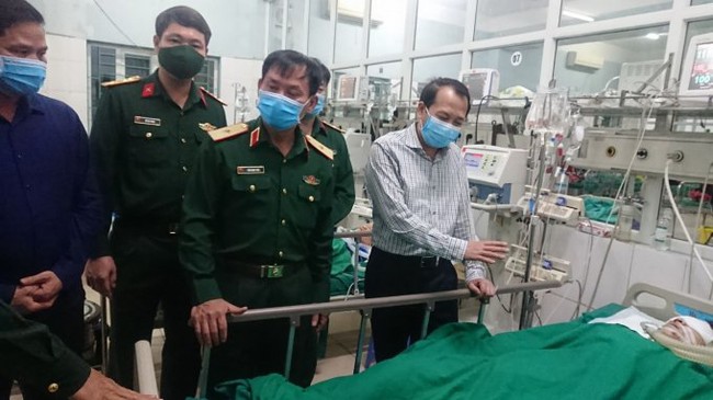 Hà Giang: Hai chiến sĩ thương vong khi rà phá bom mìn - Ảnh 1.