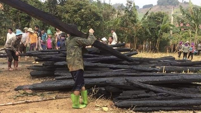 Sơn La: Hỏa hoạn thiêu rụi nhà sàn, thiệt hại khoảng 500 triệu đồng - Ảnh 3.