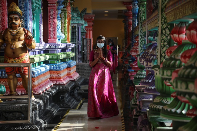 Ngắm những bức ảnh tuyệt đẹp về lễ hội Ánh sáng Diwali của người Ấn độ trên thế giới - Ảnh 5.