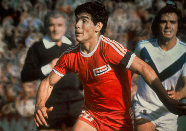60 năm cuộc đời của Cậu Bé Vàng Maradona - Ảnh 2.