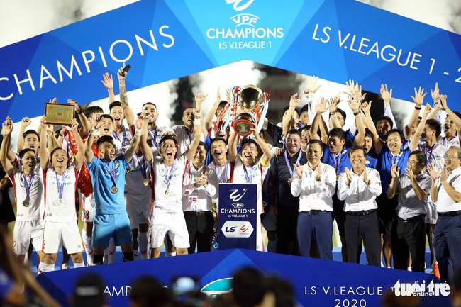 Khoảnh khắc hạnh phúc của Viettel - nhà vô địch V-League 2020 - Ảnh 4.