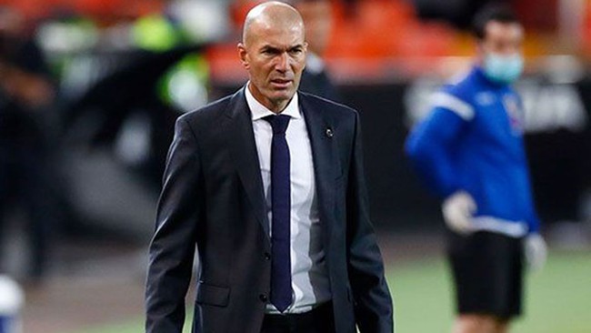 Real thảm bại trước Valencia: Zidane trả giá vì không làm mới đội hình? - Ảnh 2.