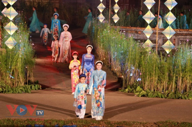 Nhiều lễ hội kích cầu du lịch diễn ra trong tháng 12 tại Thừa Thiên Huế - Ảnh 1.