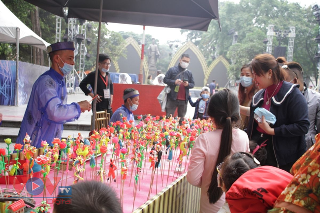 Lễ hội văn hóa dân gian 2020 thu hút đông đảo người dân Hà Nội dịp cuối tuần - Ảnh 6.