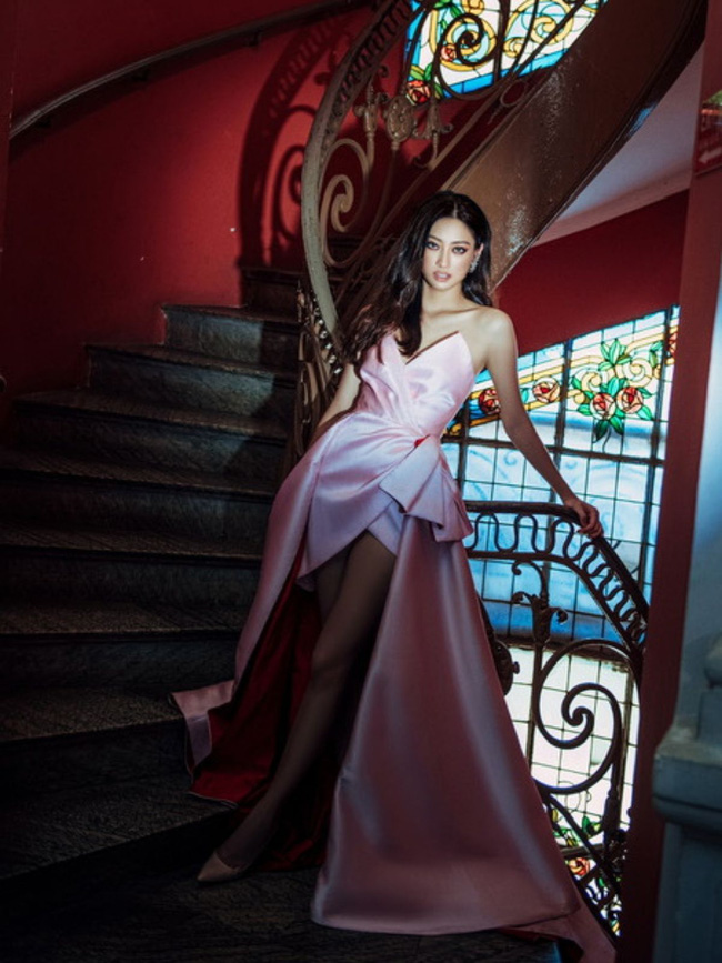 Hoa hậu Lương Thùy Linh tung bộ ảnh thời trang “chất phát ngất” khẳng định thần thái Miss World Việt Nam đầu tiên - Ảnh 9.