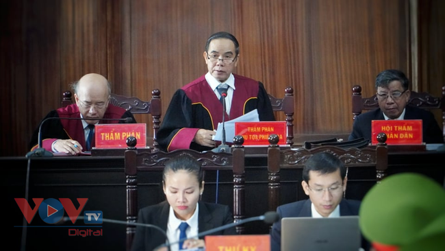 Cựu Bộ trưởng Đinh La Thăng nhận thêm 10 năm tù, Đinh Ngọc Hệ lĩnh án Chung thân - Ảnh 1.