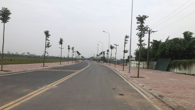 Ba Vì: Hoàn thành xây dựng đường nối QL32 với đường tránh QL32 đoạn qua thị trấn Tây Đằng, huyện Ba Vì - Ảnh 2.