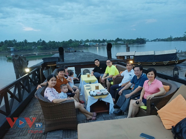 Nhiều doanh nghiệp du lịch nỗ lực giữ chân du khách ở Đồng bằng sông Cửu Long - Ảnh 2.