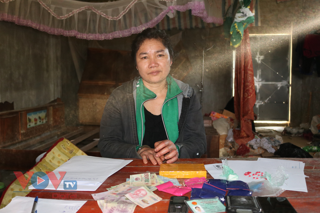 Điện Biên: Bắt người phụ nữ mua bán trái phép 1.400 viên ma túy tổng hợp - Ảnh 1.