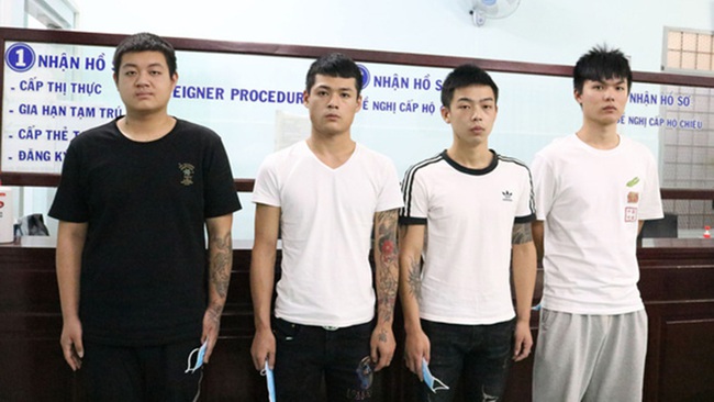 Công an tỉnh Kiên Giang trục xuất 4 người Trung Quốc nhập cảnh trái phép - Ảnh 1.