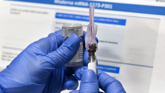 Giới chức Mỹ lo ngại trước việc công chúng thiếu tin tưởng vaccine ngừa Covid-19 - Ảnh 1.