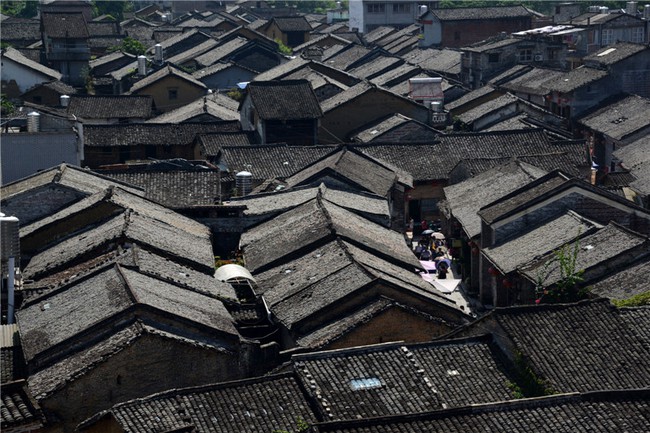 Ngôi trấn cổ nghìn năm êm đềm ở miền nam Trung Quốc  - Ảnh 9.