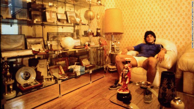 Maradona, người đã phá lằn ranh sinh tử của nhân gian - Ảnh 3.