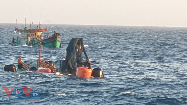Tìm thấy 1 thi thể ngư dân tàu cá bị nạn trên biển Côn Đảo - Ảnh 1.