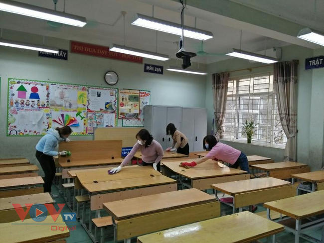 Quảng Ninh cho toàn bộ học sinh, sinh viên nghỉ học, sẵn sàng dạy học trực tuyến - Ảnh 2.