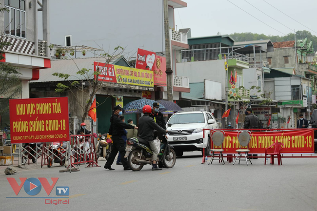 Phong tỏa thêm nhiều điểm dân cư do dịch bệnh diễn biến phức tạp ở Quảng Ninh - Ảnh 2.