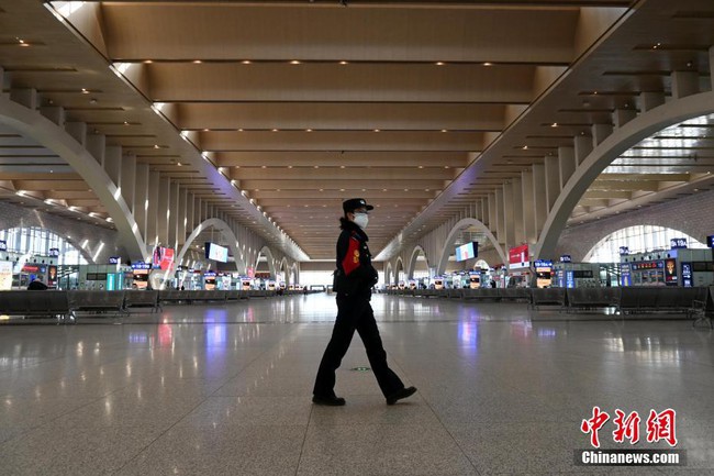 Thành phố 11 triệu dân ở Trung Quốc cấm dân rời khỏi thành phố - Ảnh 1.