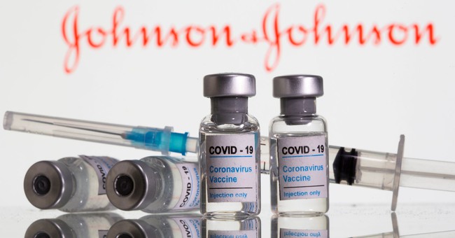 Vaccine Covid-19 của Johnson & Johnson được khuyến nghị tiêm tăng cường cho người từ 18 tuổi - Ảnh 1.