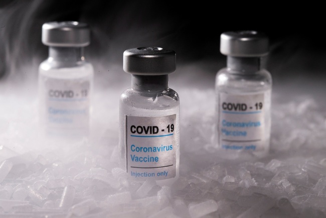 Nghiên cứu về công nghệ mRNA tạo ra vaccine COVID-19 là ứng viên sáng giá cho giải Nobel năm nay - Ảnh 1.