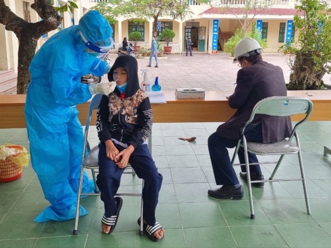 Hà Nội tổ chức triển khai tiêm vaccine cho trẻ từ 12 - 17 tuổi - Ảnh 1.