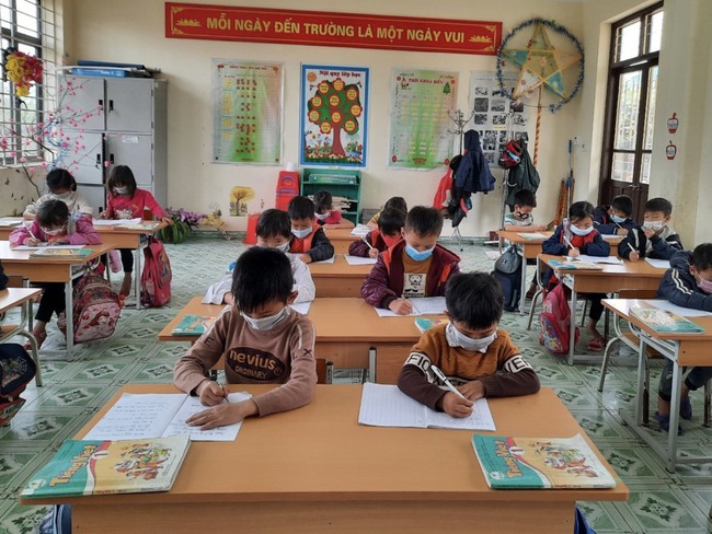 Học sinh Quảng Ninh khi đến trường phải trang bị mã QR - Ảnh 4.