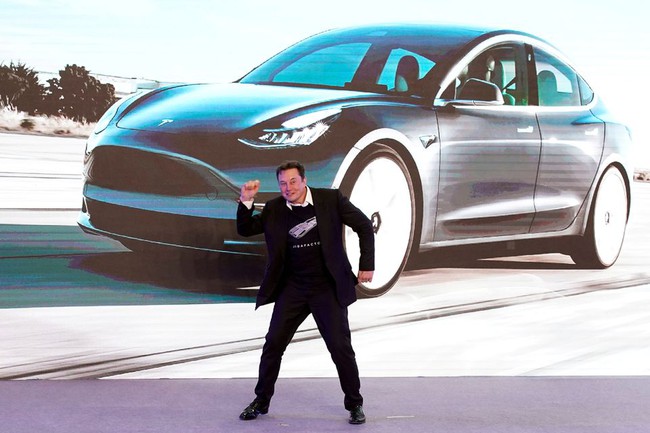Tỷ phú Elon Musk bán 5 tỷ USD cổ phiếu Tesla - Ảnh 1.