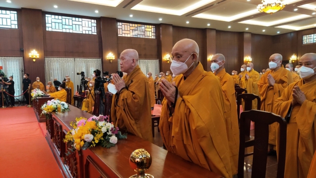 Giáo hội Phật giáo Việt Nam TP.HCM tổ chức Đại lễ kỳ siêu cho các nạn nhân mất vì COVID-19 - Ảnh 3.
