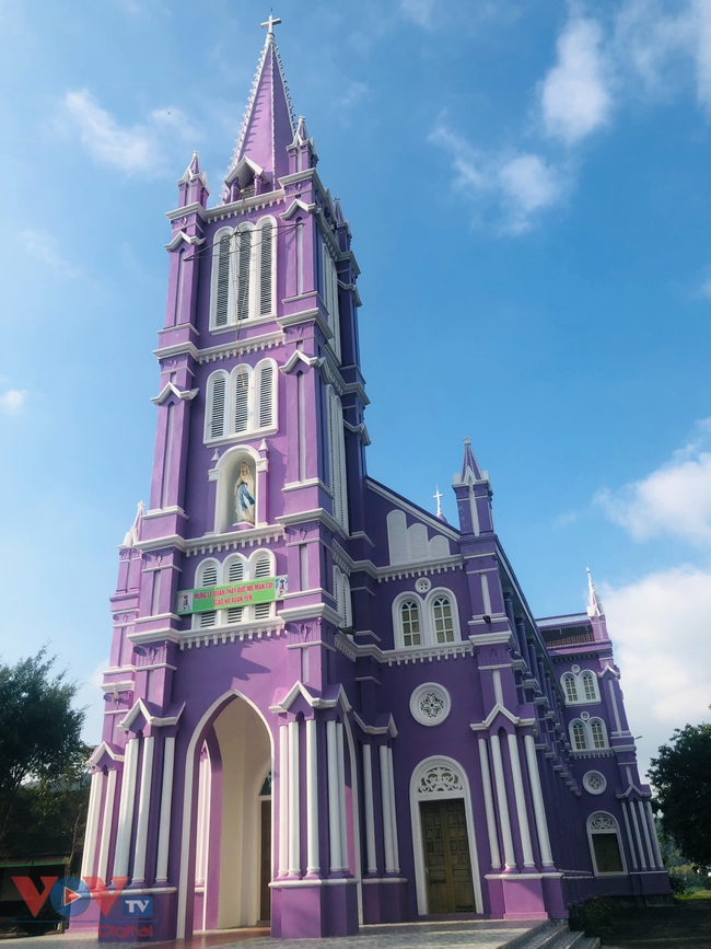 Ghé thăm nhà thờ màu tím ở miền tây Nghệ An - Ảnh 10.