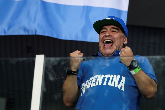Tròn 1 năm Maradona về với Chúa, cái chết của ông vẫn là bài toán vô nghiệm - Ảnh 1.