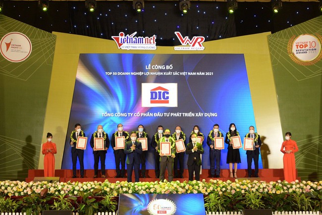 Tăng trưởng bền vững, Tập đoàn DIC vào top 50 Doanh nghiệp lợi nhuận tốt nhất Việt Nam - Ảnh 1.