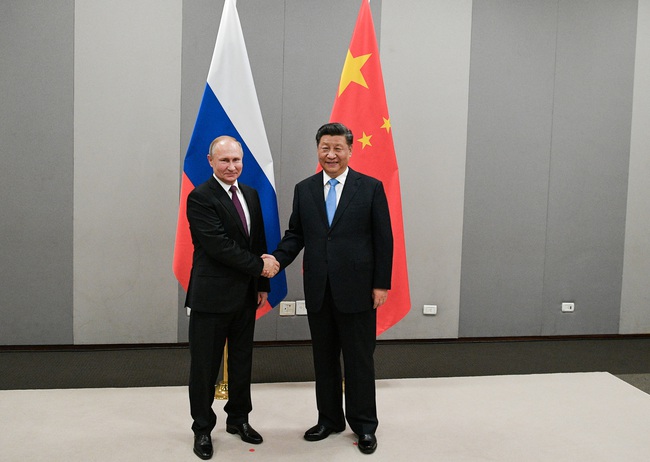 Trung Quốc và Nga kêu gọi chấm dứt sự kích động chia rẽ và đối đầu về vấn đề dân chủ - Ảnh 2.
