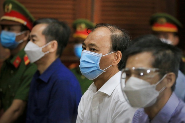 Vụ án SAGRI: Bị cáo Lê Tấn Hùng bị đề nghị mức án 26-30 năm tù - Ảnh 2.