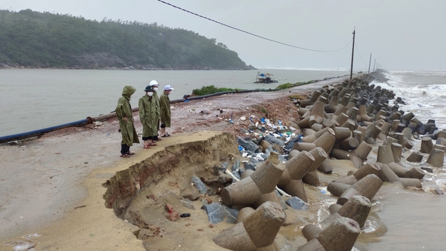Các tỉnh Nam Trung Bộ đảm bảo an toàn trước bão số 9 - Ảnh 5.