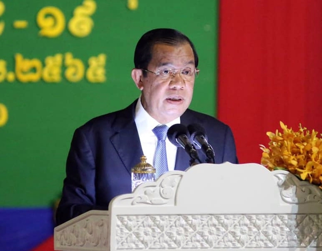 Campuchia tiếp tục mở cửa đất nước bất chấp sự bùng phát của biến thể Omicron - Ảnh 2.