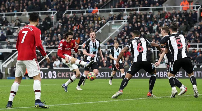Kết quả Newcastle 1-1 Man United: Rangnick lần đầu mất điểm ở Ngoại hạng Anh - Ảnh 2.