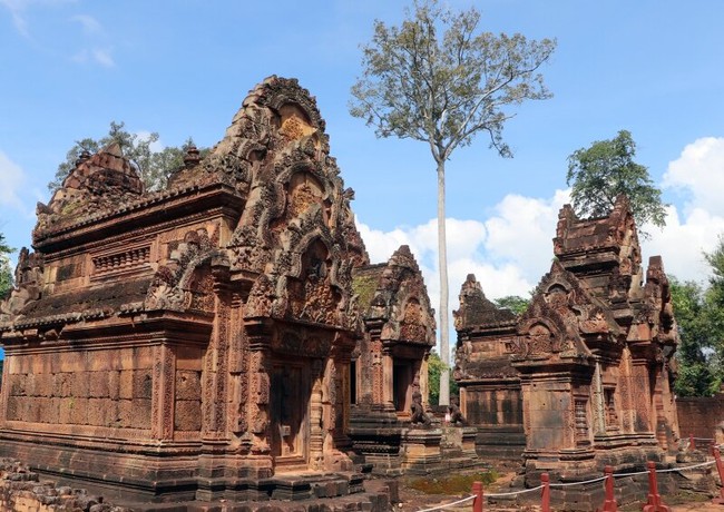 Banteay Srei - Ngôi đền của những 'nữ chiến binh' - Ảnh 4.