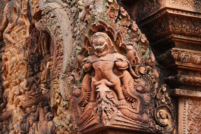 Banteay Srei - Ngôi đền của những 'nữ chiến binh' - Ảnh 5.
