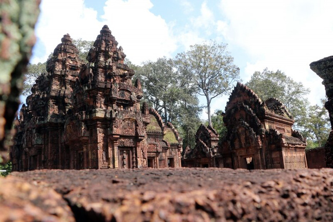 Banteay Srei - Ngôi đền của những 'nữ chiến binh' - Ảnh 9.