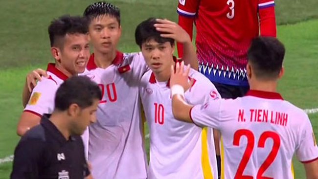 Kết quả Việt Nam 2-0 Lào: Chiến thắng 'mở hàng' - Ảnh 1.