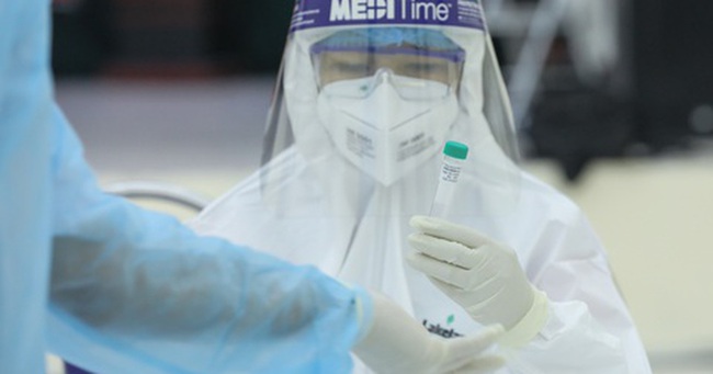 Xuất hiện ca dương tính với SARS-CoV-2 tại Công ty Fuji Bakelite ở Hưng Yên - Ảnh 1.