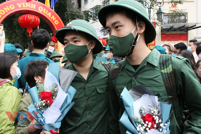 Hà Nội: Tân binh nô nức ngày hội tòng quân 2021 - Ảnh 9.