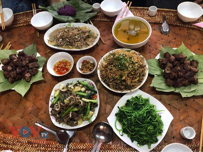 Đậm đà bản sắc các món ăn từ thịt trâu của đồng bào Thái Tây Bắc - Ảnh 4.