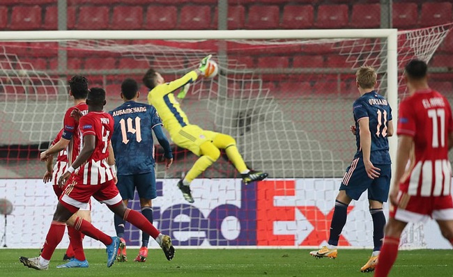 Olympiacos 1-3 Arsenal: Pháo thủ nắm lợi thế lớn - Ảnh 1.