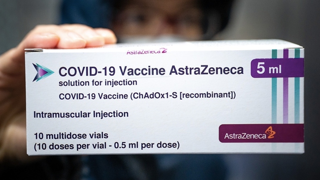 Điều tra nguyên nhân gây tai biến sau khi tiêm vaccine AstraZeneca - Ảnh 1.